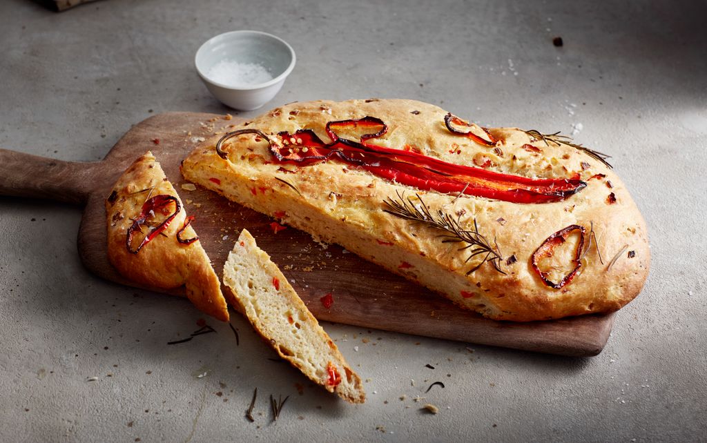 Grieks brood met kaneel en paprika