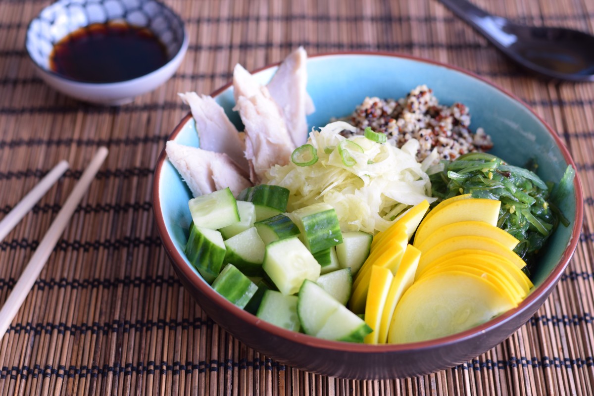 Quinoa bowl met makreel