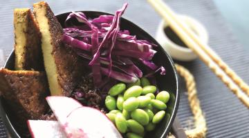 AU Asian inspired buddha bowl with red cabbage